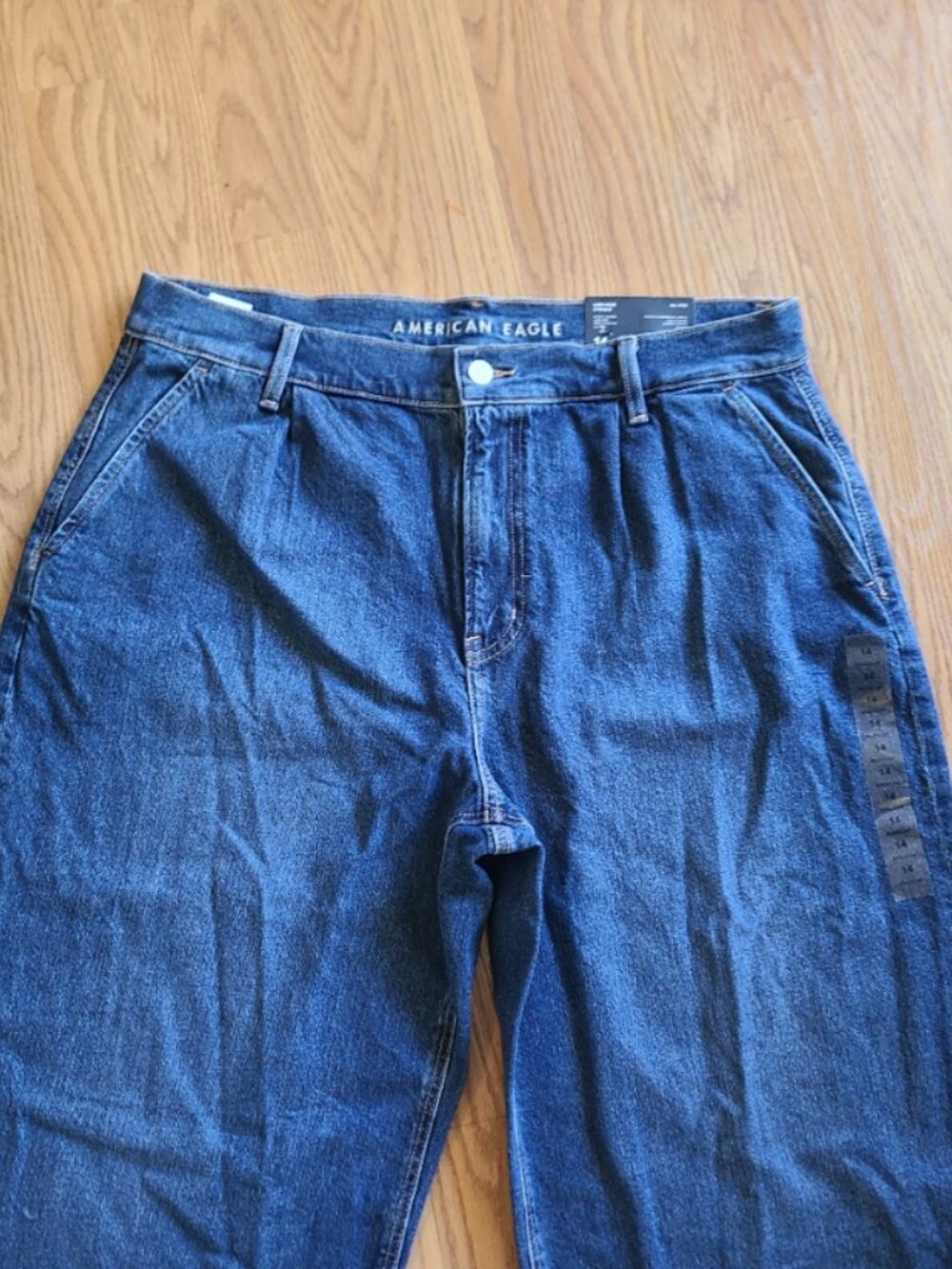 NEW NWT! AMERICAN EAGLE BAGGY BARREL JEANS STRIGID PLEATED TROUSER-FRONT sz 14 - Picture 3 of 6